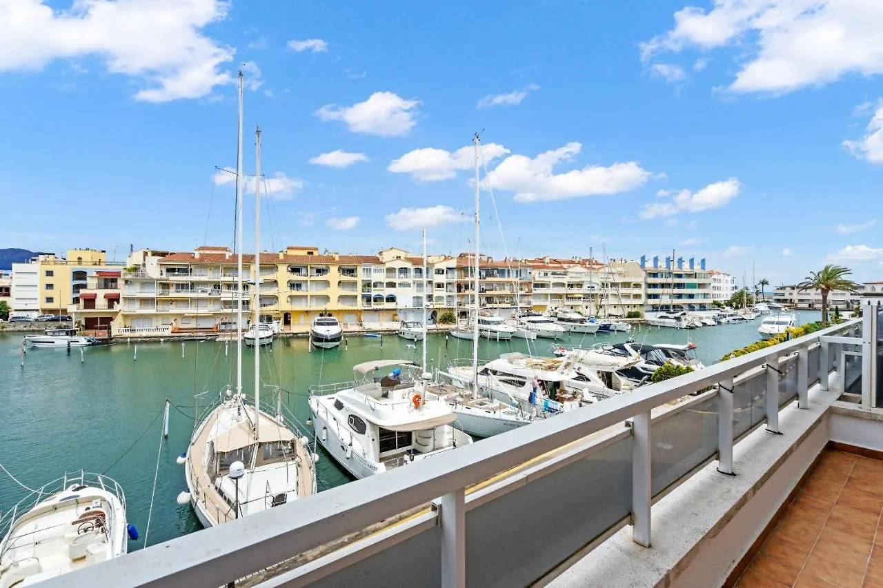 Welcs Apartamento 075 Emp Con Vistas Al Canal Apartment Empuriabrava